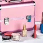 4 gode grunde til at dine børn kommer til at elske et sminkebord til børn